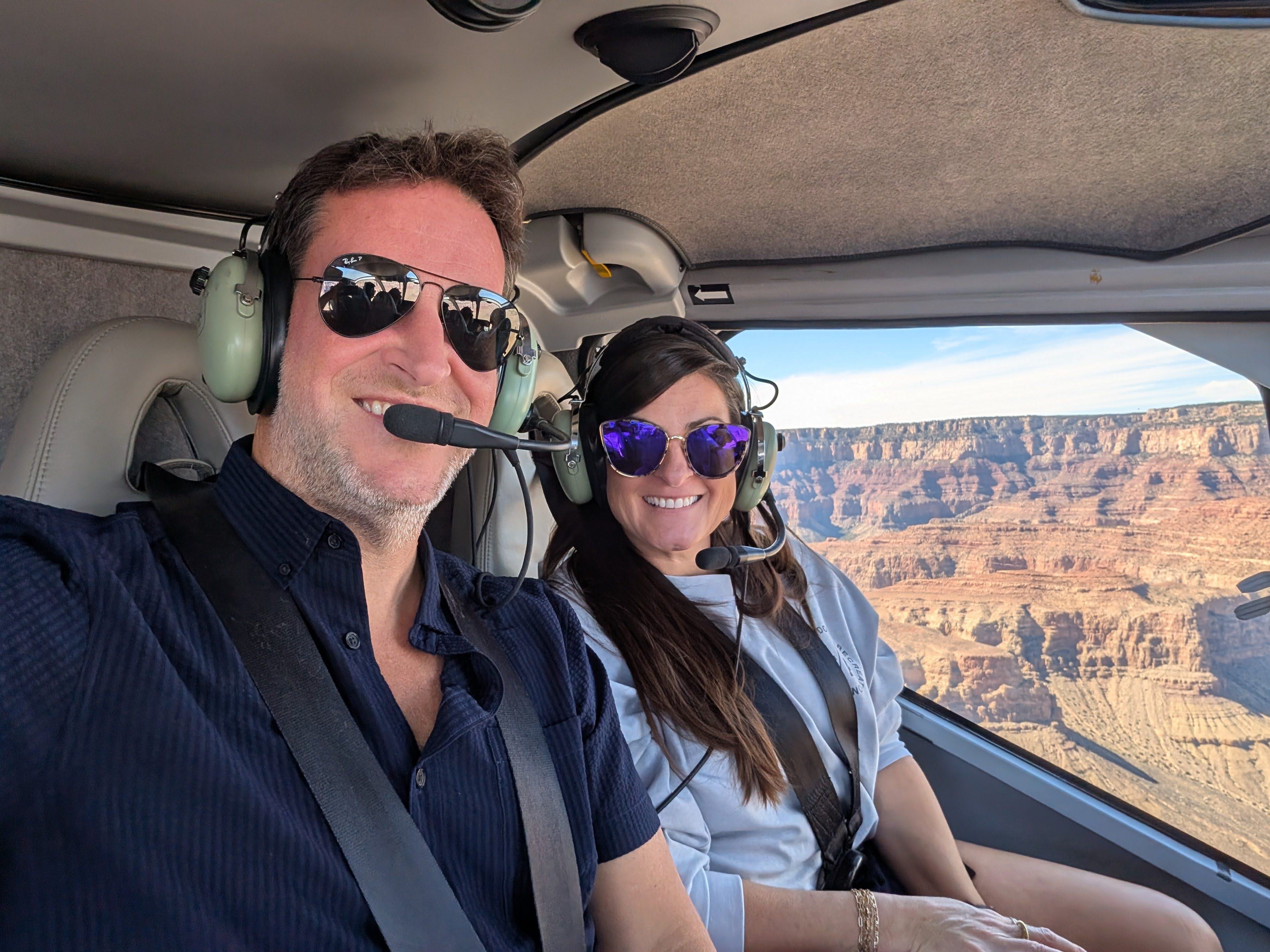 Grand Canyon South Rim helicopter tour - breathtaking views of the Grand Canyon